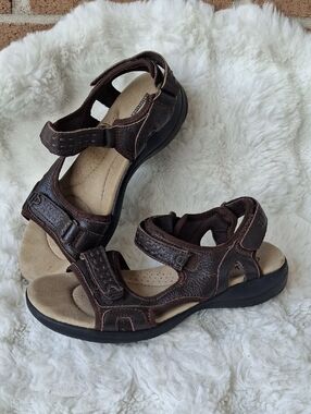 Clarks Collection Brown Leather Leisa Strappy Comfort Sandals 8M